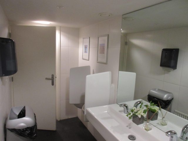 Nette toiletgroep.