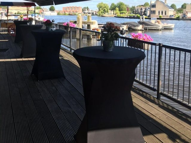 Terras aan de Amstel